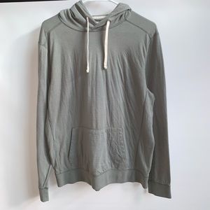 abercrombie pull over with pocket